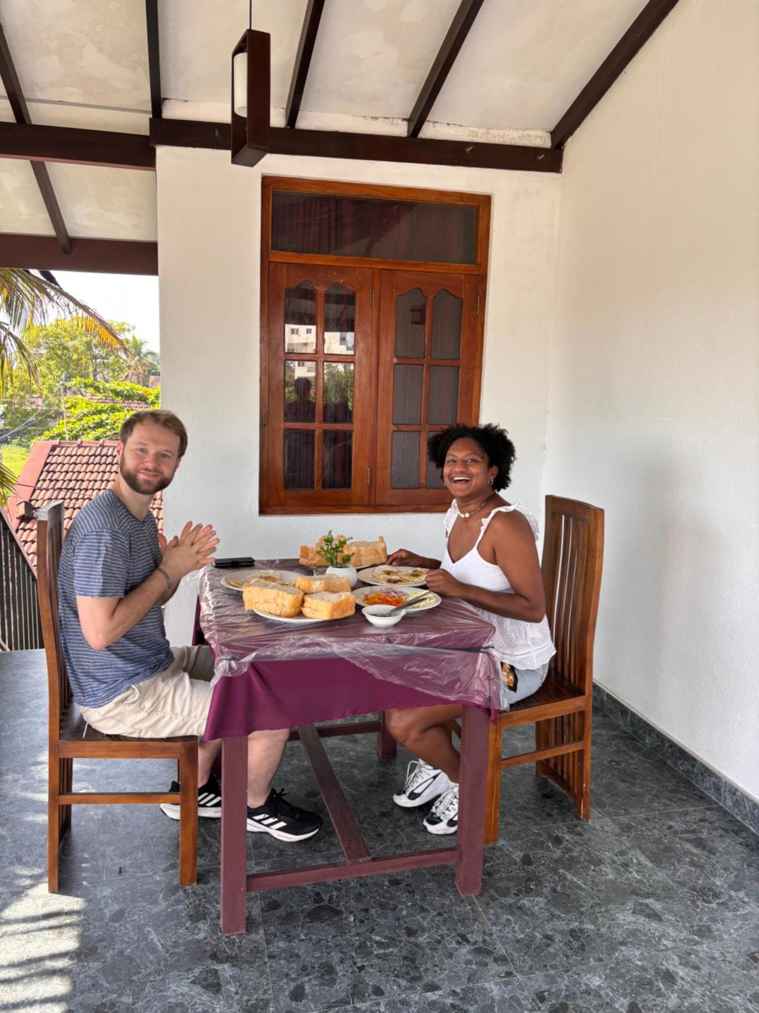 The Alexis'S Guest House Negombo Exterior foto
